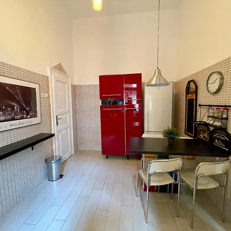 I68 Spacious 2br Apartament