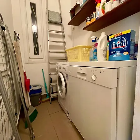 I68 Spacious 2br *